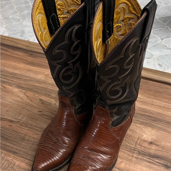 Vintage Cowboy Boots - Picture 4 of 9